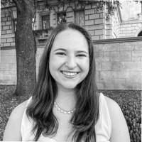 Christina Stöger - Junior Recruiter SteinerSearch
